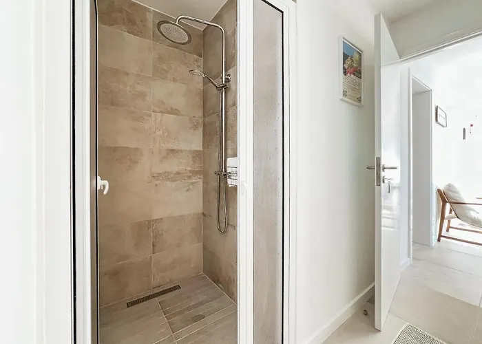 Guestready - Hillside Escape I Gasthof Câmara de Lobos